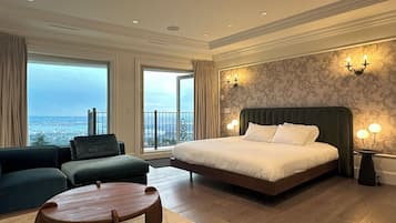 6 bedrooms, WiFi