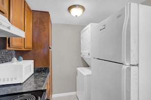 Condo, Multiple Beds (Sugar Beach 233) | Interior