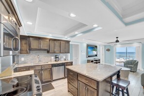 Condo, Multiple Beds (Sugar Beach 241) | Private kitchen | Oven