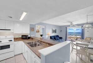 콘도, 침대(여러 개) (Sugar Beach 245) | 전용 주방