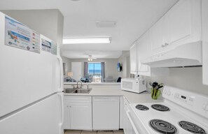 Condo, Multiple Beds (Sugar Beach 246) | Private kitchen - Sugar Beach 246 (Orange Beach)