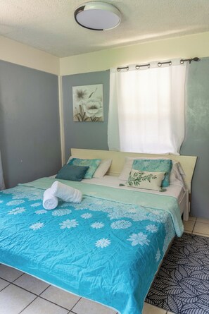 2 bedrooms, iron/ironing board, WiFi, bed sheets