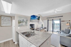 Appart'hôtel, 1 très grand lit et 1 canapé-lit (Sugar Beach 335) | Coin séjour