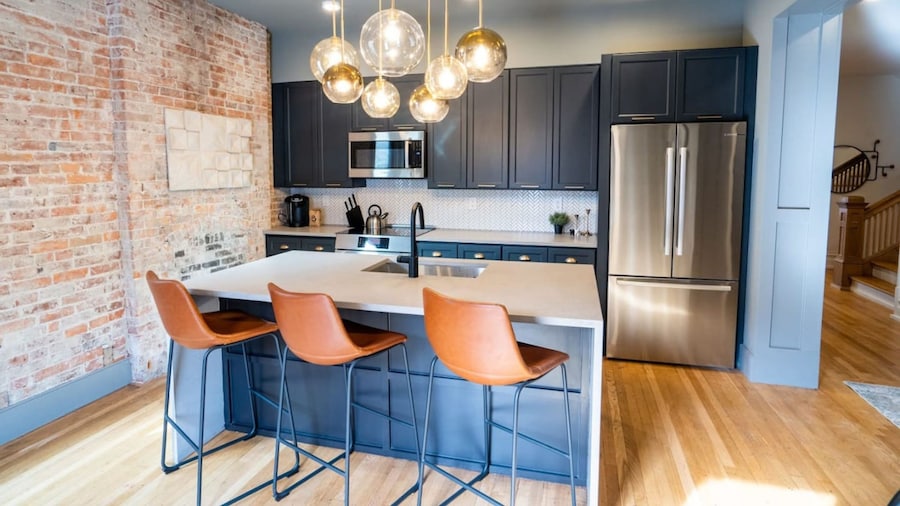 The Buckeye Retreat Mansion