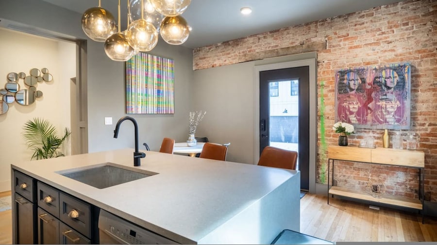 The Buckeye Retreat Mansion