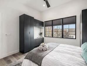 Apartment, Smoking