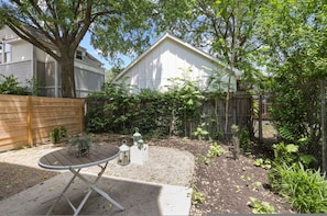 4 عدّة غرف نوم