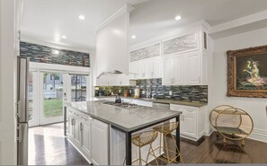 3 bedrooms - Franklin Manor-columbus Downtown Luxury Estate (Columbus)
