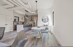 Căn hộ | 4 phòng ngủ 