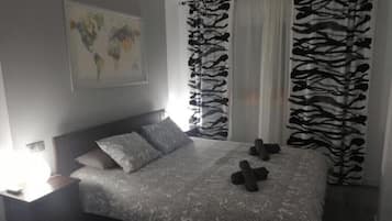 2 slaapkamers, een strijkplank/strijkijzer, wifi, beddengoed