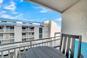 Bloc d'apartaments, 1 llit de matrimoni gran i sofà llit (Sugar Beach 352) | Àrea exterior de l'allotjament