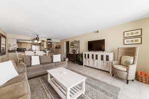 Condo, Multiple Beds (The Breakers 73) | Living area