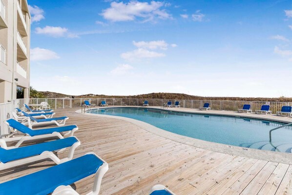 Condo, 1 King Bed with Sofa bed (Sugar Beach 356) | Pool