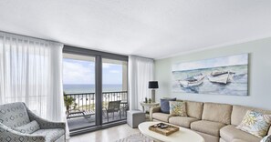 Condo, Multiple Beds (The Breakers 42) | Living area