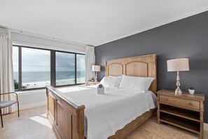 Condo, Multiple Beds (The Breakers 42)