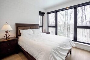 4 chambres, lit parapluie, Wi-Fi, draps fournis