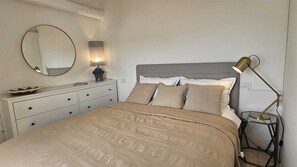 2 habitaciones, tabla de planchar con plancha y wifi gratis 