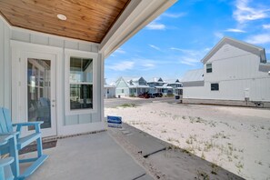 House, Multiple Beds (Summer Salt 2774) | Exterior