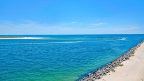 公寓式客房, 多张床 (Grand Pointe 602) | 海滩