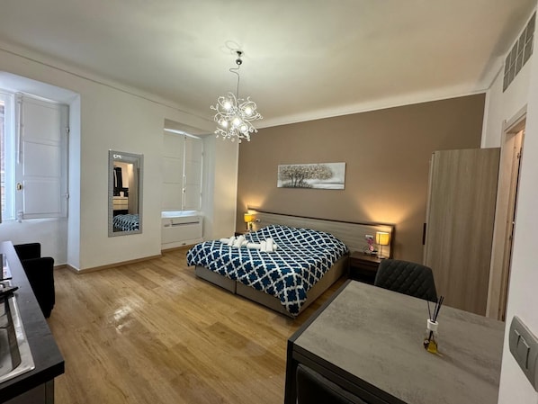 1 bedroom, iron/ironing board, WiFi, bed sheets