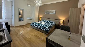 1 chambre, fer et planche à repasser, Wi-Fi, draps fournis