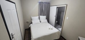 Iron/ironing board, free WiFi - Pent Guesthouse Dundee (Dundee)