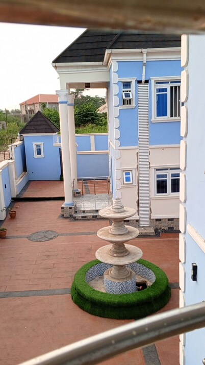 HOTEL D RITZ