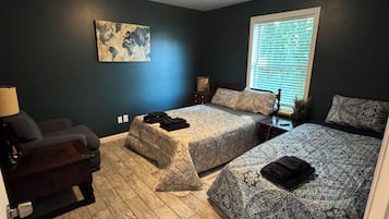 2 quartos, Wi-Fi de cortesia, roupa de cama