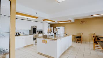 Bao gồm bữa sáng kiểu Âu hàng ngày