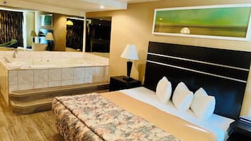 Suite, 1 King Bed | Free WiFi, bed sheets