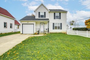 Exterior - 4 Mi to Dtwn: Family Home in Buffalo (Buffalo)