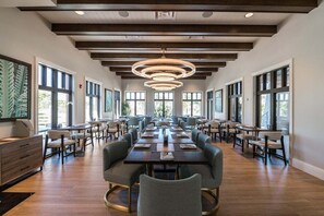 Dining - 8927  Luxury Villa near Disney (Kissimmee)