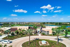 Property grounds - 8927  Luxury Villa near Disney (Kissimmee)