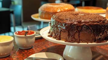 Desayuno buffet incluido todos los días