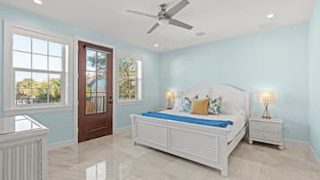4 bedrooms, in-room safe, desk, iron/ironing board