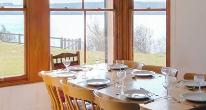 7 bedroom accommodation in St Ishmaels Musslewick, near Broad Haven