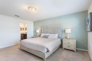 5 Schlafzimmer, Bügeleisen/Bügelbrett, WLAN, Bettwäsche