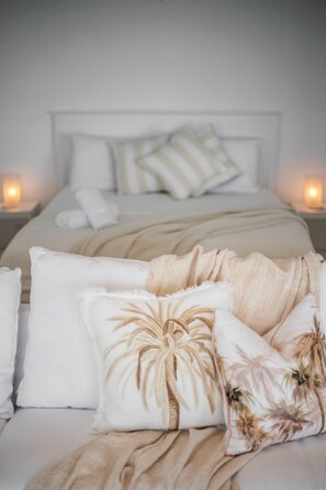 3 chambres, fer et planche à repasser, Wi-Fi gratuit, draps fournis