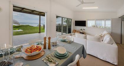 Driftaway- Absolute Beachfront LJ Hooker Yamba