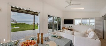 Driftaway- Absolute Beachfront LJ Hooker Yamba