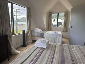 4 bedrooms, free WiFi