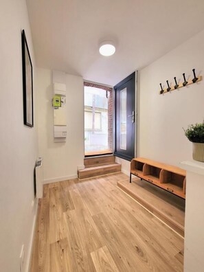 Interior - La Vie en Rose - FREE Household Cleaning - Netflix / Prime / Disney + included (Barentin)