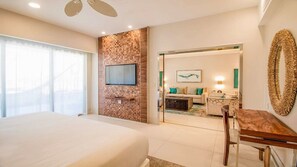 2 bedrooms, in-room safe, desk, laptop workspace