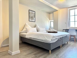 4 soverom, reiseseng for barn, wi-fi (inkludert) og sengetøy