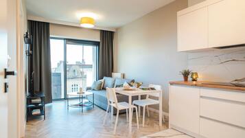 Comfort Apartment, 6th floor | 1 bedroom, individually decorated, individually furnished