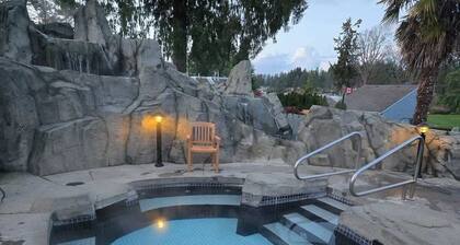 Oceanside Gardens at Pacific Shores, Nanoose Bay - 1 Bedroom - Full Kitchen