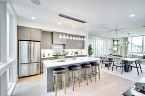 Fridge, microwave, oven, stovetop - Modern Bachelorette Retreat — Rooftop, Karaoke, Near Downtown Broadway. (Nashville)