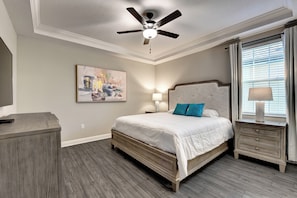 5 chambres, fer et planche à repasser, lit de bébé portatif, Wi-Fi