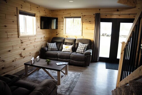 Newly Built - Saginaw Bay Captain's Quarters