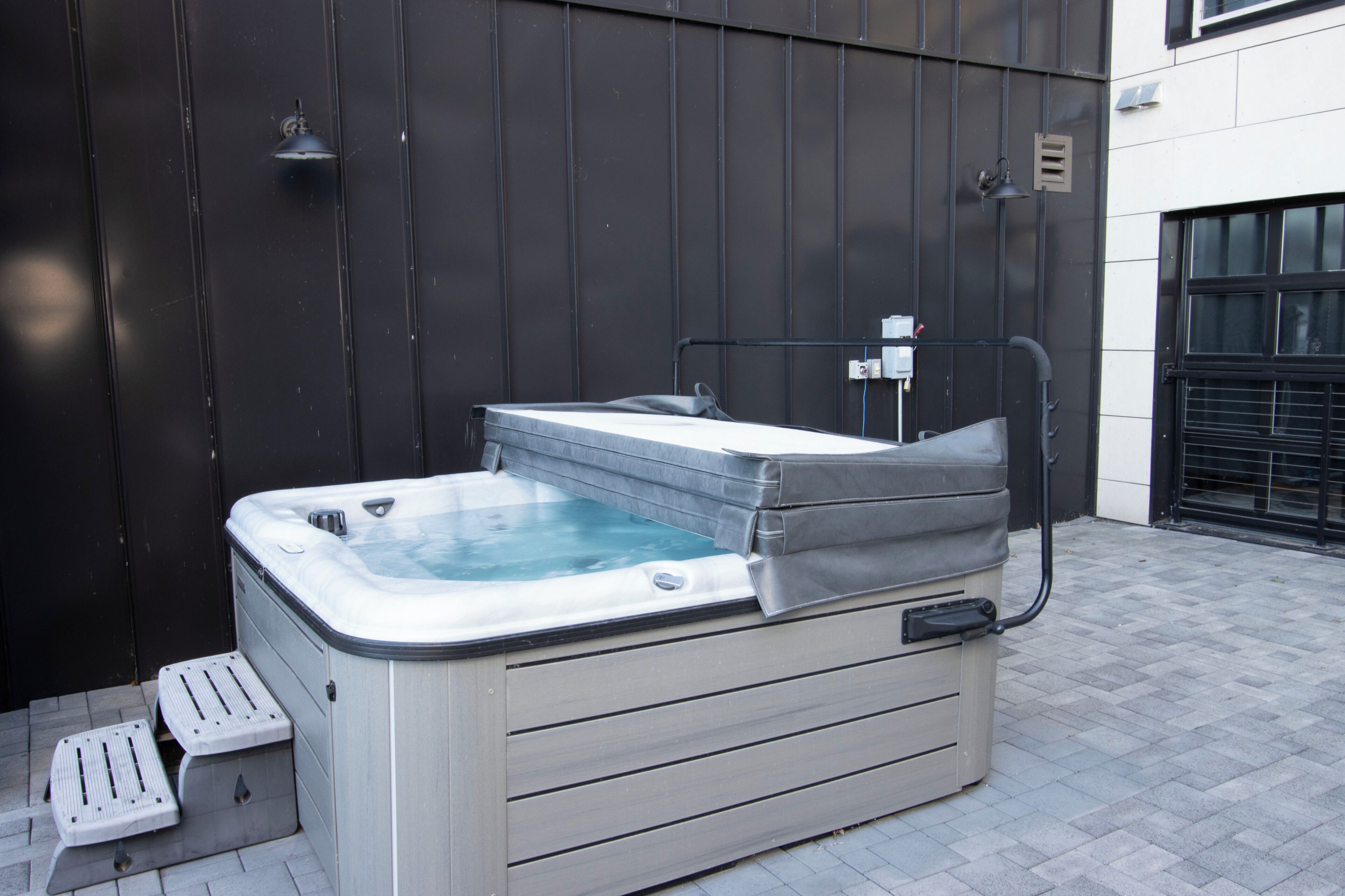 室外 SPA 浴池
